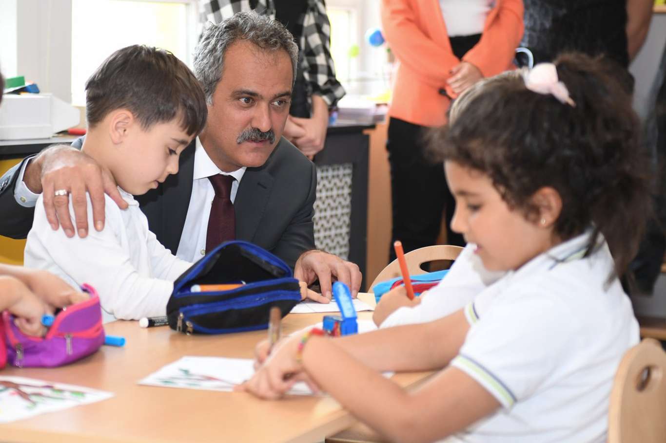 BİLSEM'lerde yaz okullarına başvuru tarihi belli oldu BİLSEM'lerde yaz okullarına başvuru tarihi belli oldu